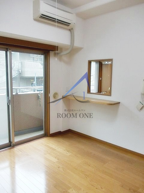ステージファースト白山の居間・リビング|洋室のお部屋です。