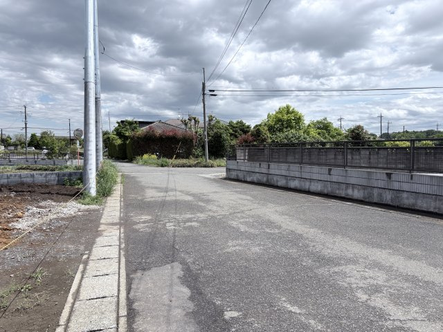 【前面道路含む現地写真】 | 大里郡寄居町用土　クレイドルガーデン　新築戸建　全4棟　1号棟 | 5/4撮影