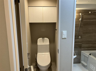 【トイレ】 | リリーフォート板橋大山 | 落ち着いた色調のトイレです