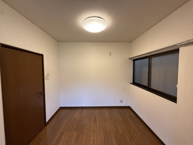 姫路市夢前町山冨のハイツの子供部屋