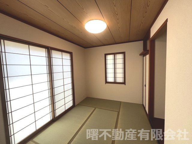 いわき市平下神谷字御城の居間・リビング|こちらのリビングで趣味の時間をお楽しみください
