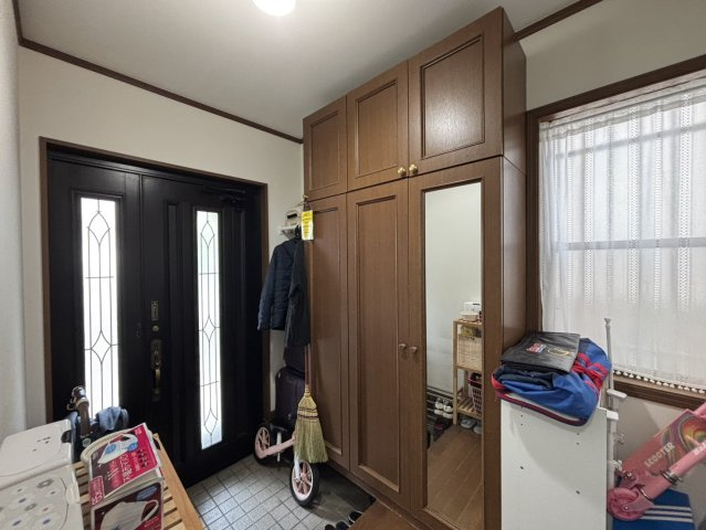 柏市みどり台　中古戸建　平成7年築　の玄関