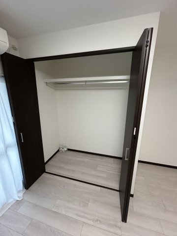 マンション塚口の収納|こまごまとしたものを収納できそうですね