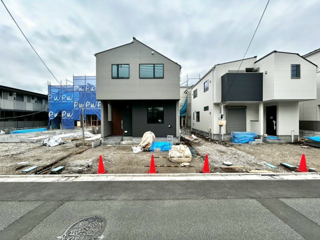 練馬区南田中1丁目　新築戸建　残4棟の外観|現地写真

現地ご見学希望・資料請求などお気軽にお問い合わせ下さい！
03-5990-5201