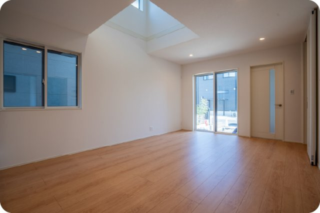 月輪6号地　新築戸建の居間・リビング