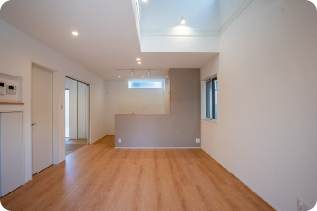 月輪6号地　新築戸建の居間・リビング