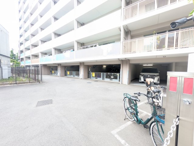 パークホームズ新川崎東の駐車場