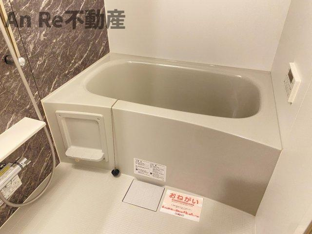 さいたま市緑区大字大門のアパートの浴室