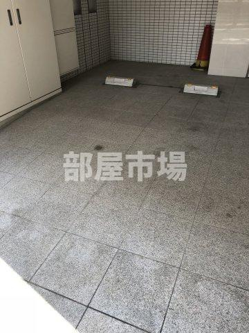 ARTESSIMO LINK CROSSの駐車場