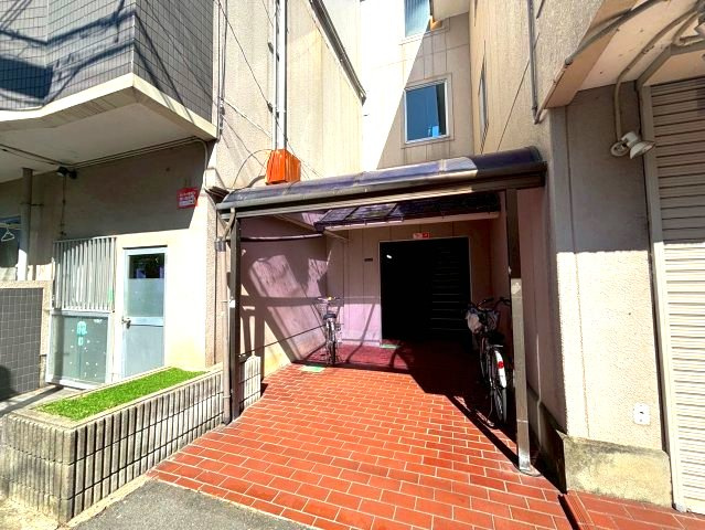 アンメゾンド喜志のエントランス