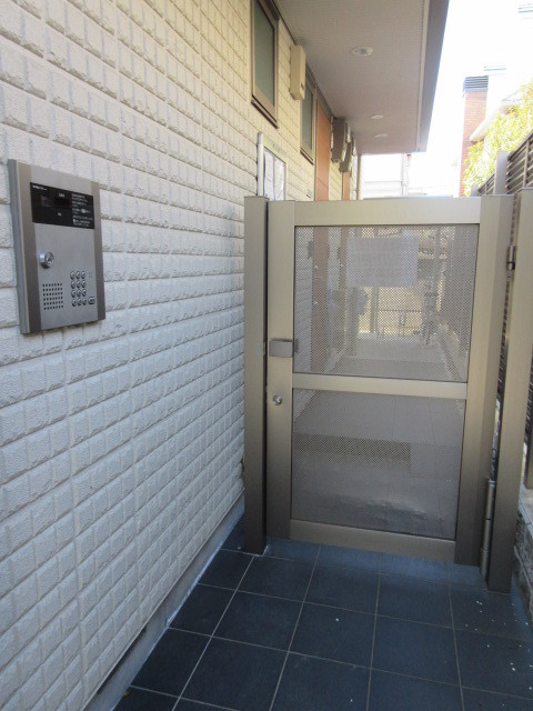 Ｍａｉｓｏｎ　Ｃｈｏｕｅｔｔｅのエントランス|★安心のオートロック★