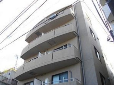 【外観】 | 藤月マンション | 鉄筋コンクリート造のガッチリとした建物。