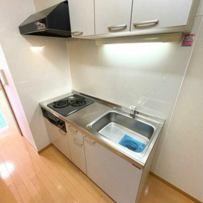【キッチン】 | 藤月マンション | グリル付き２口システムキッチン。