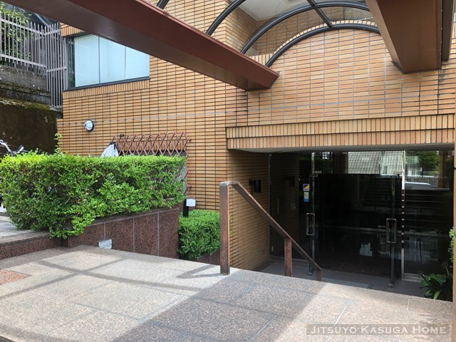 【エントランス】