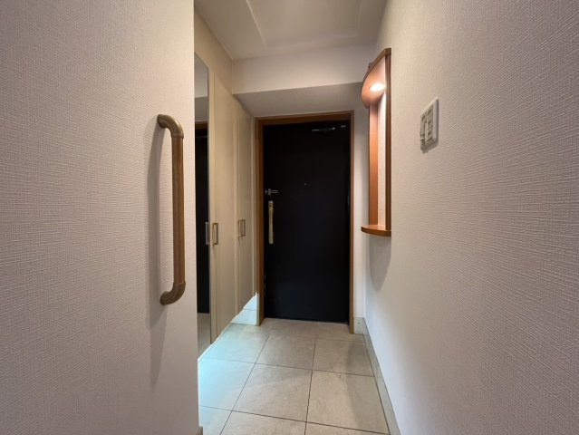 ライオンズマンション烏丸通の玄関