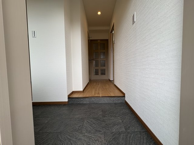 セイフクハイツの玄関