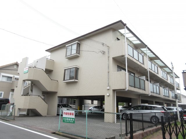 セイフクハイツの外観