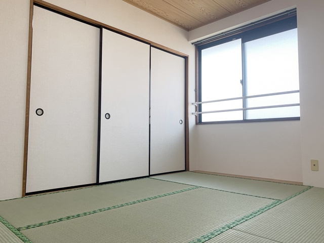 サンヴァリーⅡの和室|和室です。