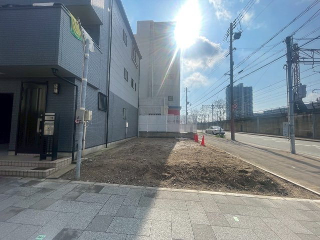 【前面道路含む現地写真】の画像