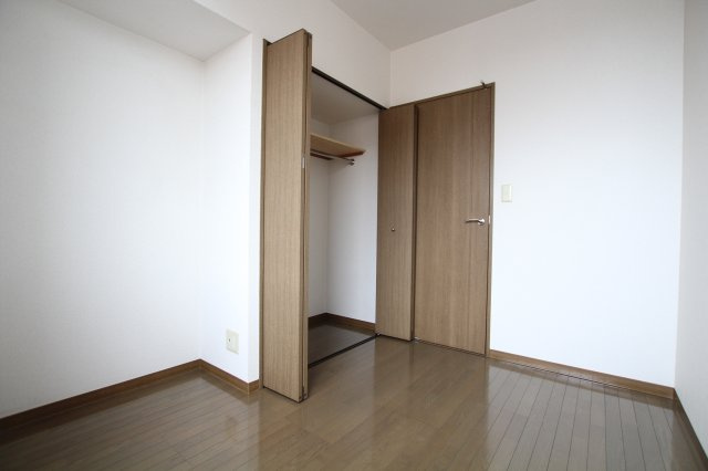 【洋室】