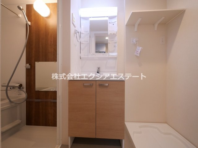 ハーモニーテラス墨江Ⅱの独立洗面台