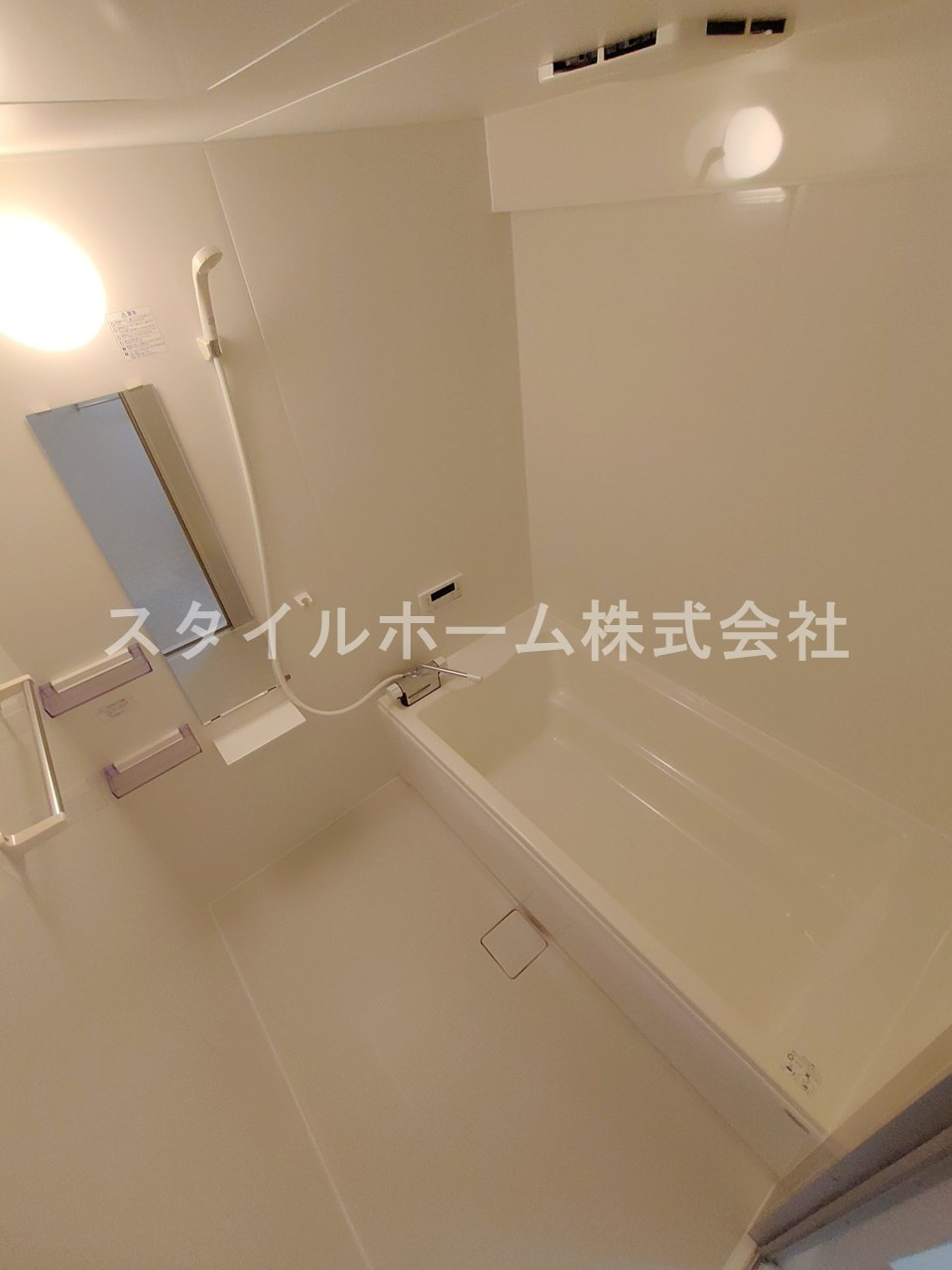 フレスコラヴィエの浴室