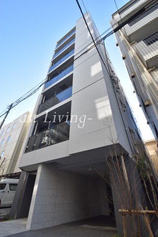 LUKICIA神楽坂のエントランス