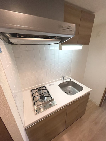 【キッチン】プレサンス丸の内城雅