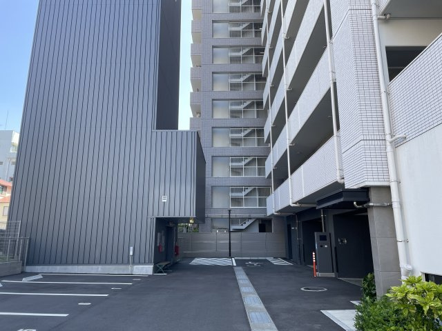 アルファステイツ平之町Ⅱの駐車場
