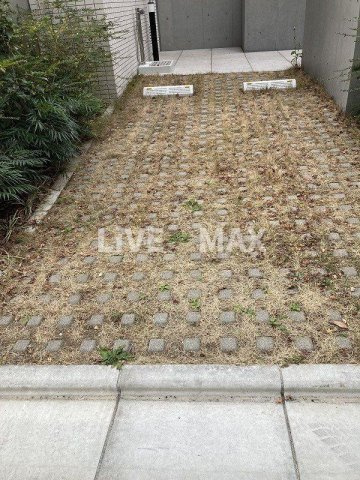 【庭】エスティメゾン門前仲町