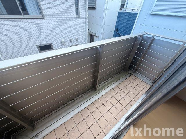 メゾンソレイユ　Ａのバルコニー