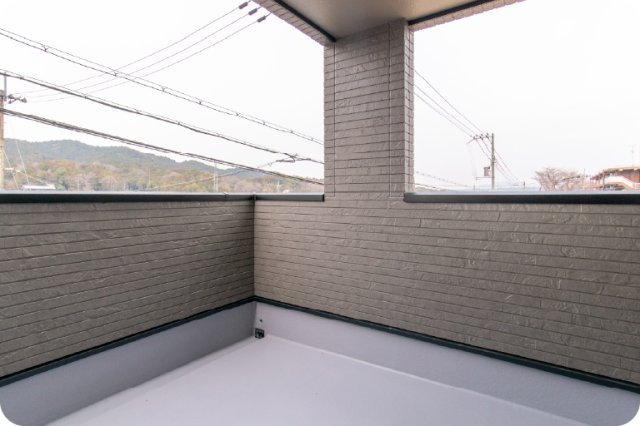 石山大平8号地　新築戸建のバルコニー