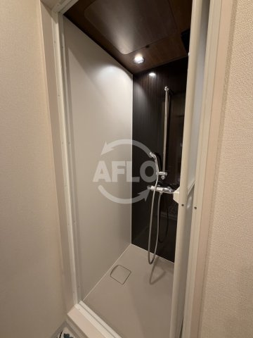 大阪ドーム前九条南ビルのシャワールーム|大阪ドーム前九条南ビル　シャワールーム