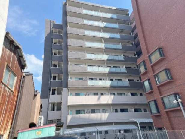Tiara本町の外観