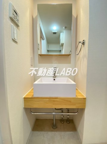 BASE NAMIYOKEの独立洗面台