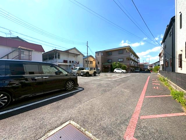 マンションウメノの駐車場
