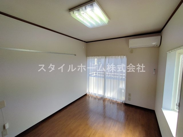 【洋室】 | セントラルヒルズ　C