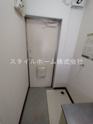 【玄関】 | セントラルヒルズ　C