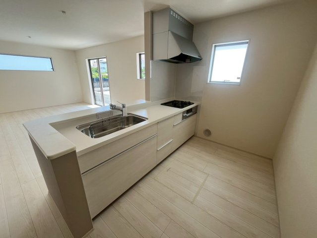 うるま市前原新築戸建て 1号棟（全10棟）のキッチン