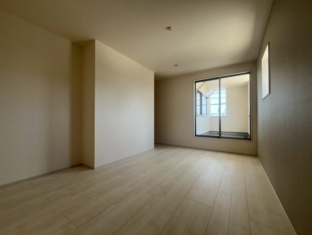 うるま市前原新築戸建て 1号棟（全10棟）の洋室|洋室2：8.7帖