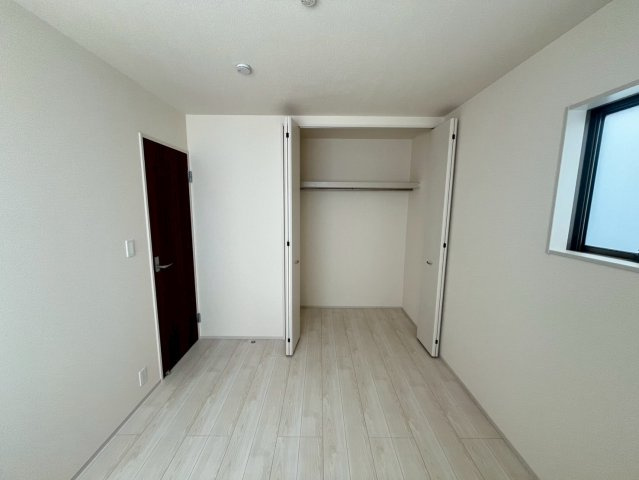 うるま市前原新築戸建て 1号棟（全10棟）の収納|洋室3の収納