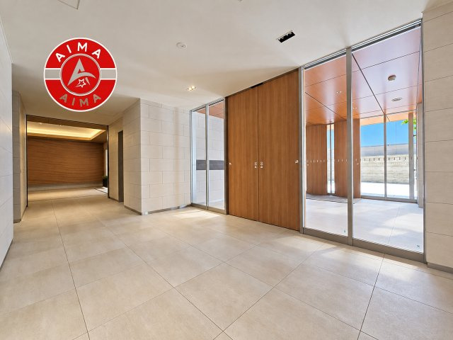 ブライトクロス博多SOUTHのエントランス|きれいな建物の内部です。
