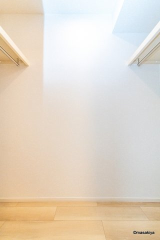 ルシエールの収納|写真は同じ建築会社の同タイプの物です。色、仕様は異なります。