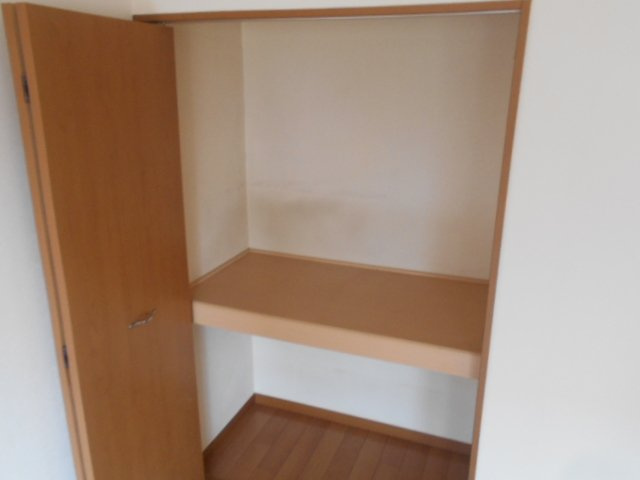 センチュリーパーク六番町の収納
