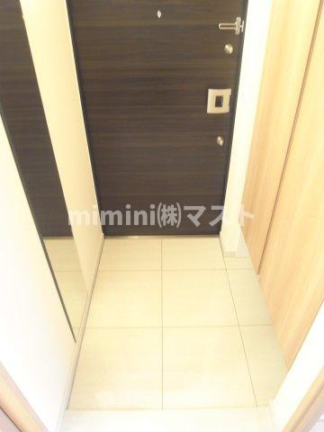 ファインフラッツ南森町の玄関