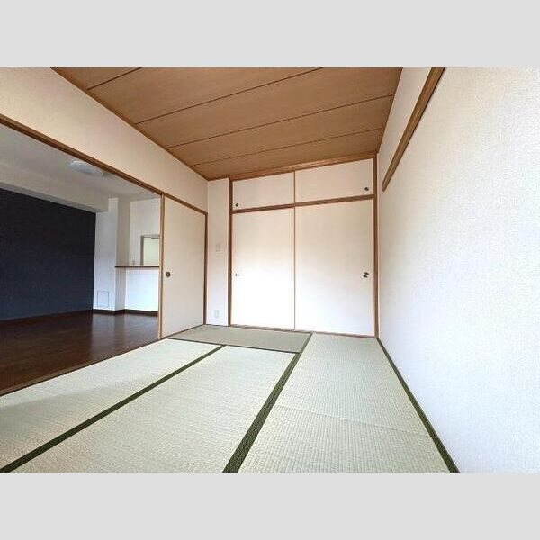 サンシティ泉ヶ丘の和室