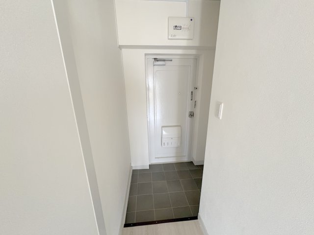 コーポ南生駒の玄関