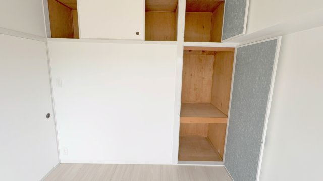 コーポ南生駒の収納