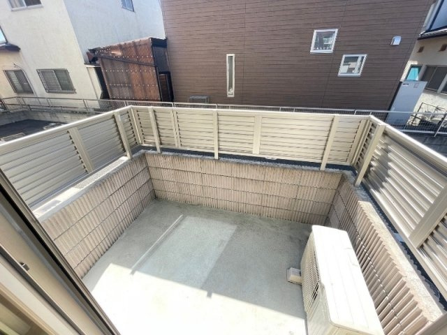 熊本市南区十禅寺２丁目のアパートのバルコニー