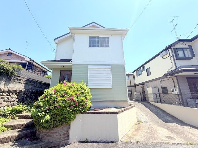あきる野市草花　中古戸建の外観